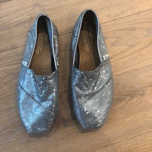 Toms women’s pewter sequin shoes
